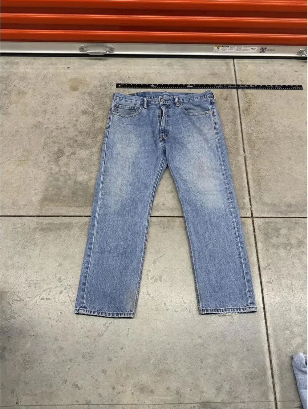 vintage levis 505 faded blue straight leg jeans size 38 x 30